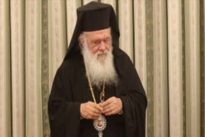 Dünya Müslüman Alimler Birliği: Yunanistan Başpiskoposu İeronimos'un ifadelerini hızlı kınıy