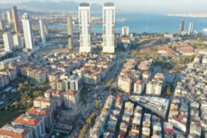 İzmir'de depremin peşi sıra aceleci yıkılan 71 binada yapım emek harcamaları başladı