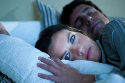 Gece uyananlar için tekrar uyumanın 8 yolu