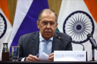 Rusya Dışişleri Bakanı Lavrov: 'ABD'nin dostça olmayan her türlü adımına cevap vereceğiz&#