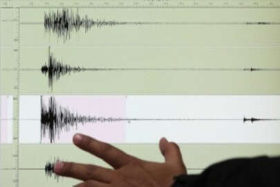 Endonezya'da 6 büyüklüğünde deprem meydana geldi