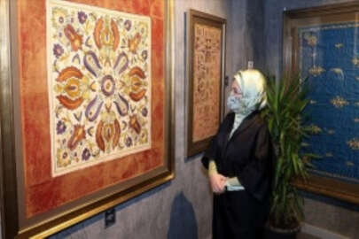 Emine Erdoğan 'Kalbe Dokunan İlmek' sergisini ziyaret etti
