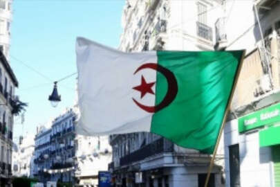 Cezayir'de erken genel seçim için propaganda dönemi başladı