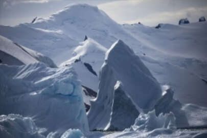 Yeni Zelanda, Antarktika üssünün yeniden inşası için 247 milyon dolar harcayacak