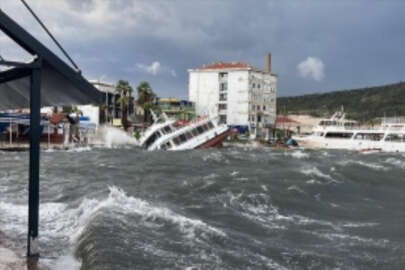 Ayvalık'ta dün etkili olan fırtına nedeniyle 80 teknenin battığı belirlendi