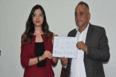 Güney Belediye Başkanı Erol Karabacak mazbatasını aldı