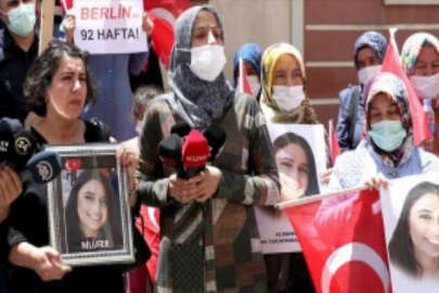 Almanya'da kızı PKK tarafından kaçırılan anne, Diyarbakır annelerini ziyaret etti
