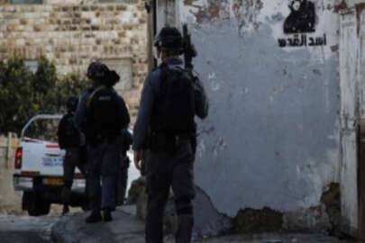İsrail polisi, Lid kenti Ulu Cami imamını gözaltına aldı