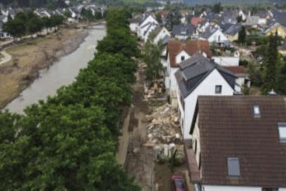 Almanya’da sel felaketinden etkilenen bölgelere yaklaşık 400 milyon avro acil yardım yapılacak
