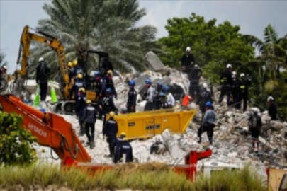 Miami'de 97 kişinin hayatını kaybettiği çöken binada arama çalışmaları sonlandırıldı