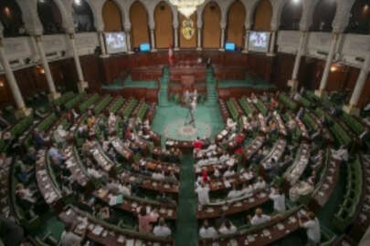 Tunus Parlamento Ofisi: Darbeyi kesin bir şekilde reddederek, şiddetle kınıyoruz