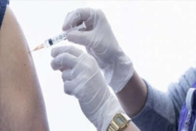Çocuk sahibi olmak isteyenlere 'Kovid-19 aşısını tam doz yaptırma' önerisi