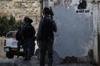 Batı Şeria'da Yahudi yerleşimciler bir Filistinlinin evine yanıcı maddelerle saldırdı