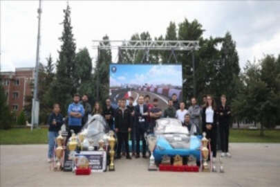 TEKNOFEST'te derece alan Sakarya ve Trabzon ekipleri 'Milli Teknoloji Yolculuğu'na çı