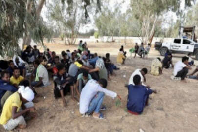 Libya'da barınma merkezlerinde hak ihlallerine maruz kalan göçmenler ülkeden güvenli çıkış isti