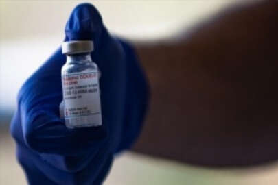 ABD'de Moderna ve Johnson&Johnson takviye doz aşı için 'acil' onay aldı