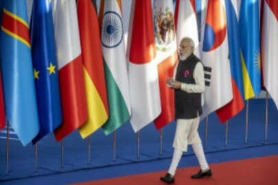 Hindistan Başbakanı Modi Papa Franciscus'u ülkesine davet etti