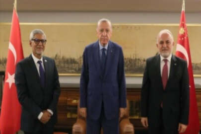 Cumhurbaşkanı Erdoğan Kızılay Başkanı Kınık ve IFRC Genel Sekreteri Chapagain'i kabul etti