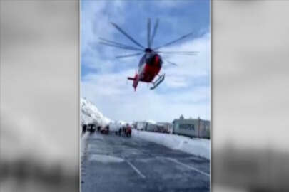 Ambulans helikopter TAG Otoyolu'nda mahsur kalan hasta bebek için havalandı