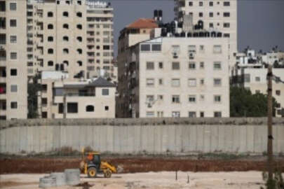 AB'den İsrail'e Filistinlileri evlerinden çıkarmayı ve yeni yerleşim inşasını durdurma çağ