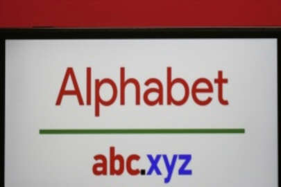 Google'ın ana kuruluşu Alphabet'in geliri dördüncü çeyrekte beklentileri aştı