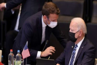 Biden ve Macron telefonda Rusya-Ukrayna krizini görüştü