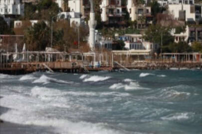 Bodrum'da fırtına etkili oluyor
