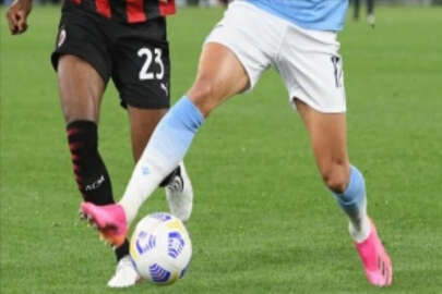 İtalya Kupası'nda Milan, Lazio'yu farklı yenerek tur atladı