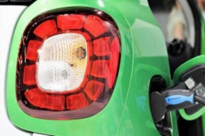 Almanya'da sürücüler petrol istasyonlarında son 9 yılın en yüksek fiyatlarıyla karşı karşıya