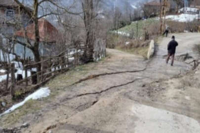 Karabük'te heyelan nedeniyle 9 ev tedbir amaçlı boşaltıldı