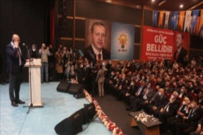 Cumhurbaşkanı Erdoğan, partisinin Erzurum'daki toplantısına telefonla bağlandı