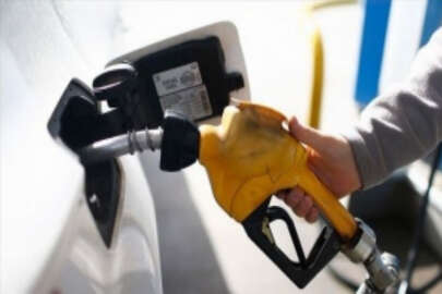 Motorin ve benzine indirim, LPG'ye zam