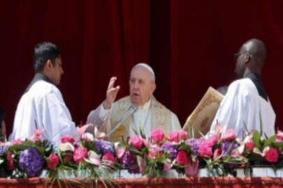 Papa, Paskalya mesajında 'barış' vurgusu yaptı