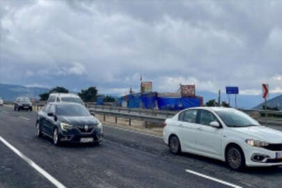 D-100 kara yolunun Karabük kesiminde akıcı bayram trafiği yoğunluğu yaşanıyor