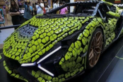 LEGO'nun gerçek boyutlu Lamborghini Sian FKP 37 modeli İstanbul'da