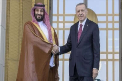 Cumhurbaşkanı Erdoğan, Suudi Arabistan Veliaht Prensi Selman'ı resmi törenle karşıladı