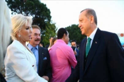Cumhurbaşkanı Erdoğan'dan Kovid-19'a yakalanan Ajda Pekkan'a geçmiş olsun telefonu