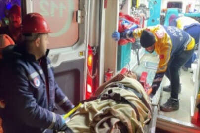 Gaziantep İslahiye'de genç kız enkazdan 64 saat sonra kurtarıldı