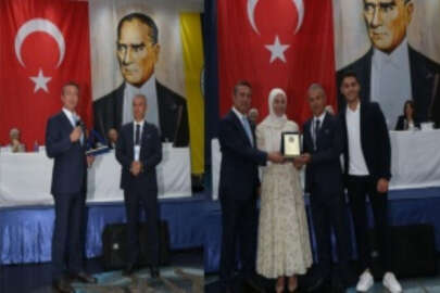 İsmail Kartal, 40'ıncı yıl plaketini aldı