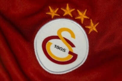 Galatasaray, Caner Doğan'la profesyonel sözleşme imzaladı