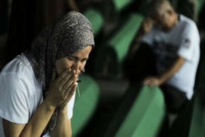 Srebrenitsa Anıt Merkezi, Srebrenitsa soykırımını inkar edenlerin yer aldığı raporu açıkladı