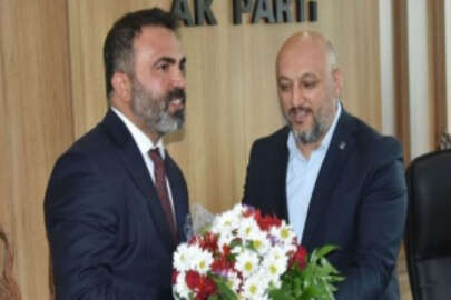 AK Parti Bitlis İl Başkanlığında devir teslim töreni yapıldı