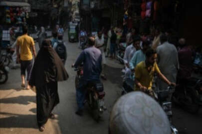 Pakistan'ın nüfusu 241,49 milyona ulaştı