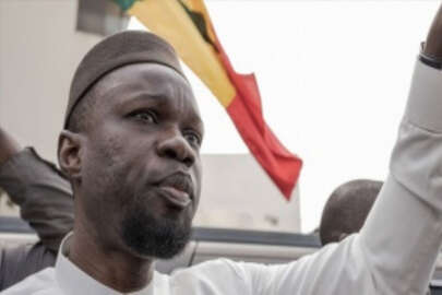 Senegal'de 1 haftadır açlık grevi yapan muhalif lider Sonko hastaneye kaldırıldı