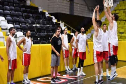 Mersin BŞB Erkek Basketbol Takımı'nın gözü Süper Lig'de