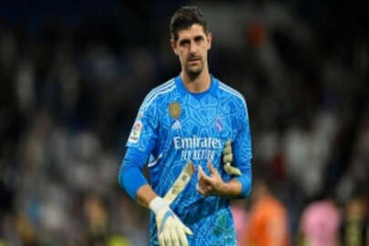Real Madrid kalecisi Thibaut Courtois'nın çapraz bağları koptu