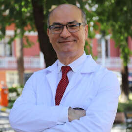 Prof Dr Zekayi Kutlubay
