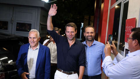 Yunanistan ana muhalefetindeki lider değişimi SYRIZA'da "ölüm kalım" tartışması başlattı