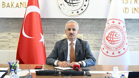 Bakan Uraloğlu: İsrail ve Filistin'deki Türk vatandaşlarının tahliyesi için her türlü operasyonu yapma hazırlığımız var