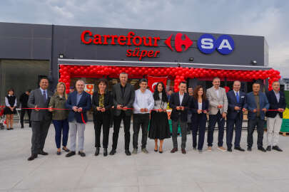 CarrefourSA Türkiye'de bininci mağazasını açtı